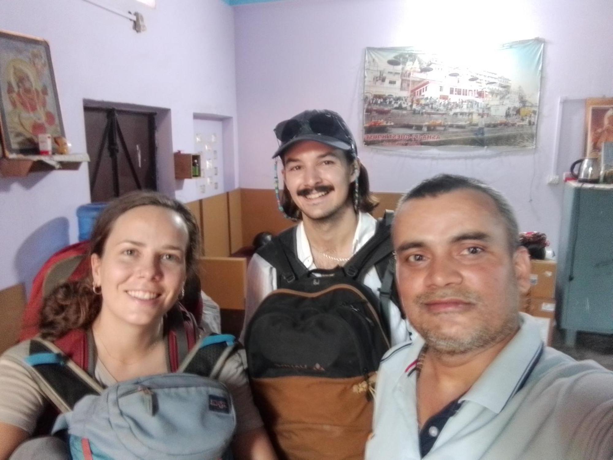 Asha Paying Guest house
